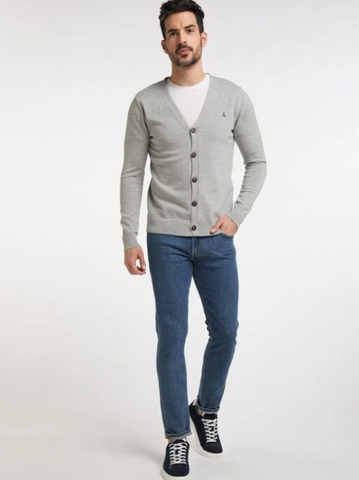 Dreimaster Herren Cardigan -CARLO Kleidung Geschaft Herren Cardigan pdstandard 590124 0002 modelfront 1
