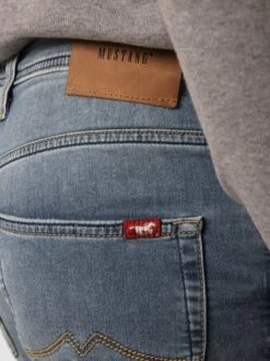 Mustang Herren Jeans - Style Oregon Tapered K 7 Mustang Herren Jeans - Style Oregon Tapered K -CARLO Kleidung Geschaft Herren Jeans Style Oregon Tapered K pdstandard 596505 0001 modeldetail 1